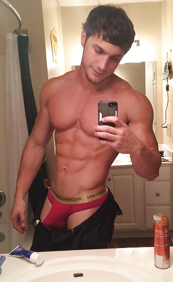 Selfies de hombres calientes 
 #39140503