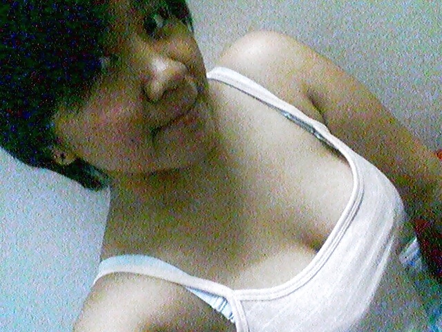 Yuli sulistia
 #28073771