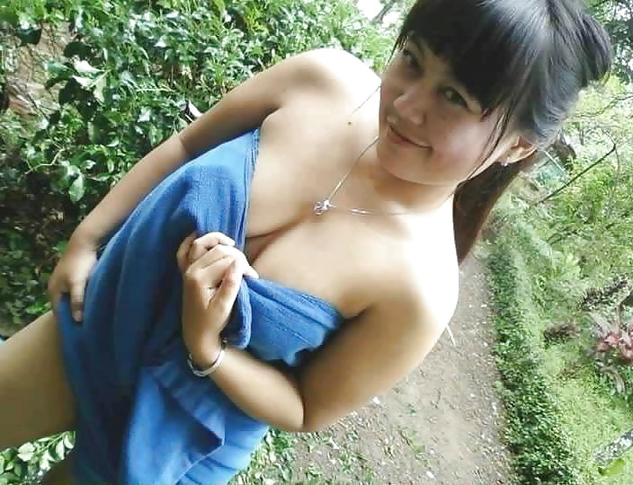 Yuli sulistia
 #28073802