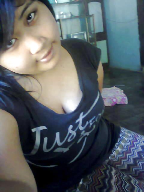 Yuli sulistia
 #28073842