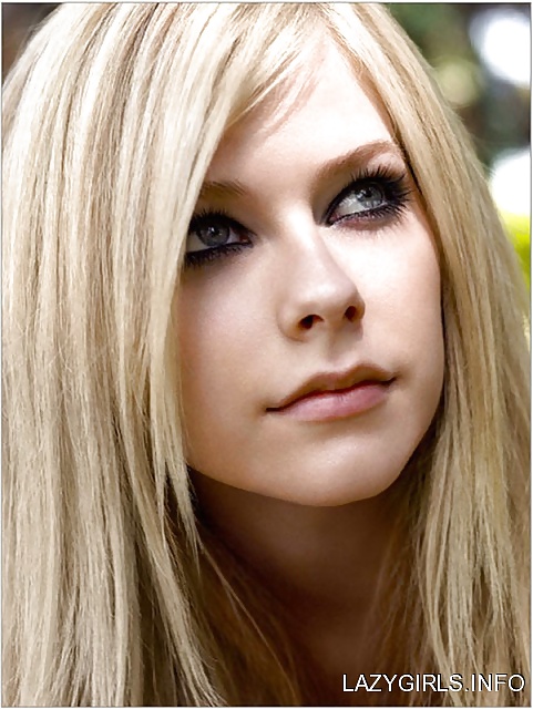 Sborrare su avril lavigne
 #35011147