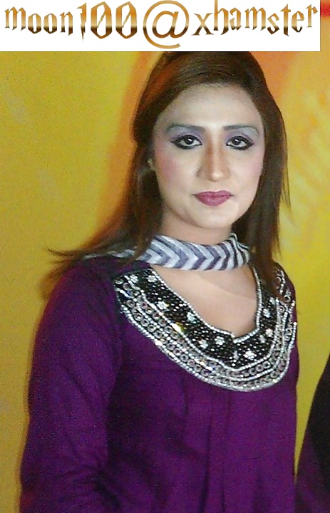 Paki sexy newscaster aneela
 #25049535