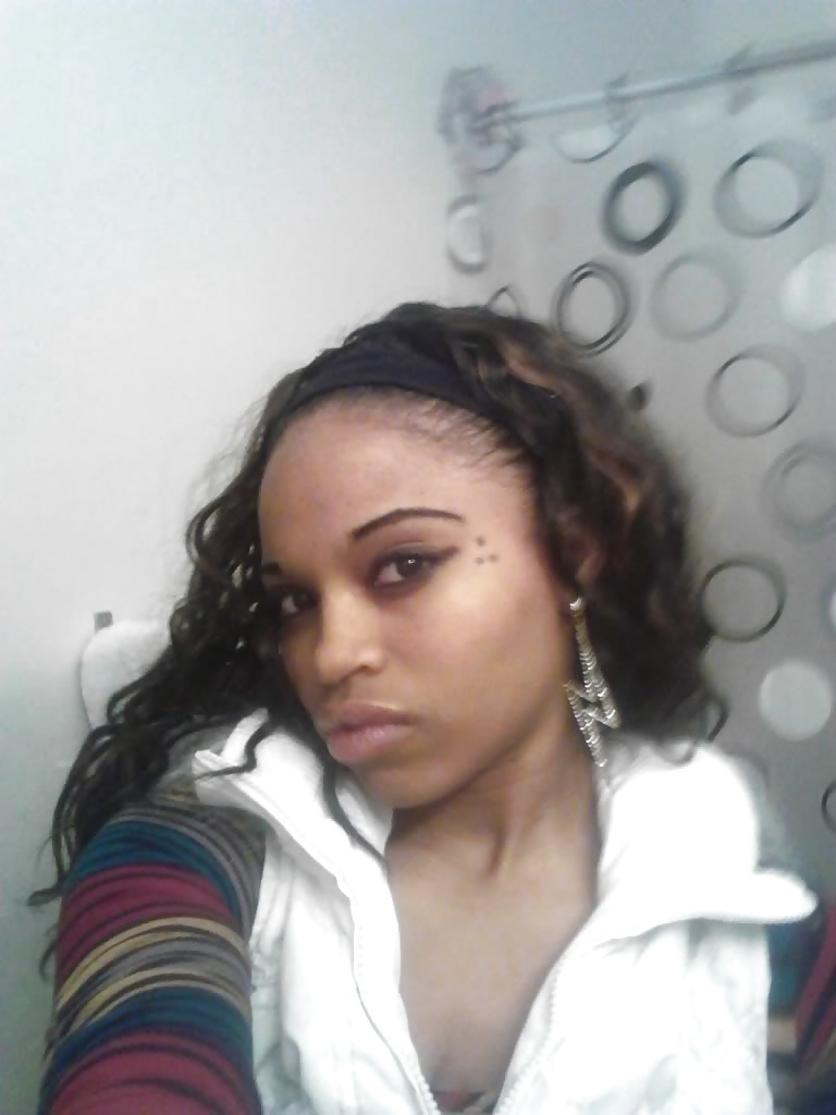 Rhodecia 
 #34429787