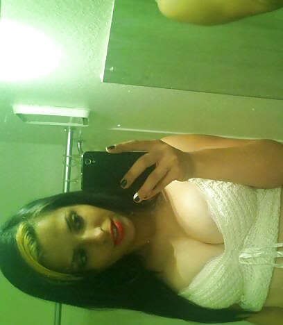 Rhodecia 
 #34429801