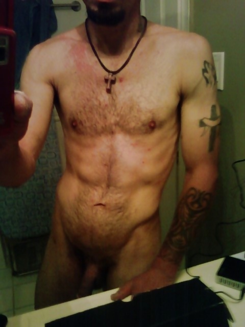 Selfies
 #33737119
