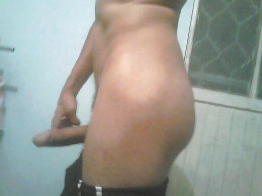 Amigos que me mandan fotos.
 #29534798