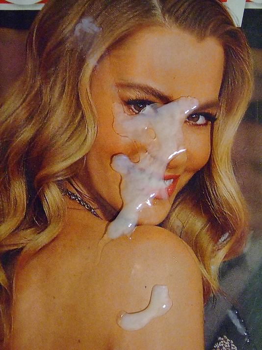 Sofia Vergara Gets Creamed #30845153