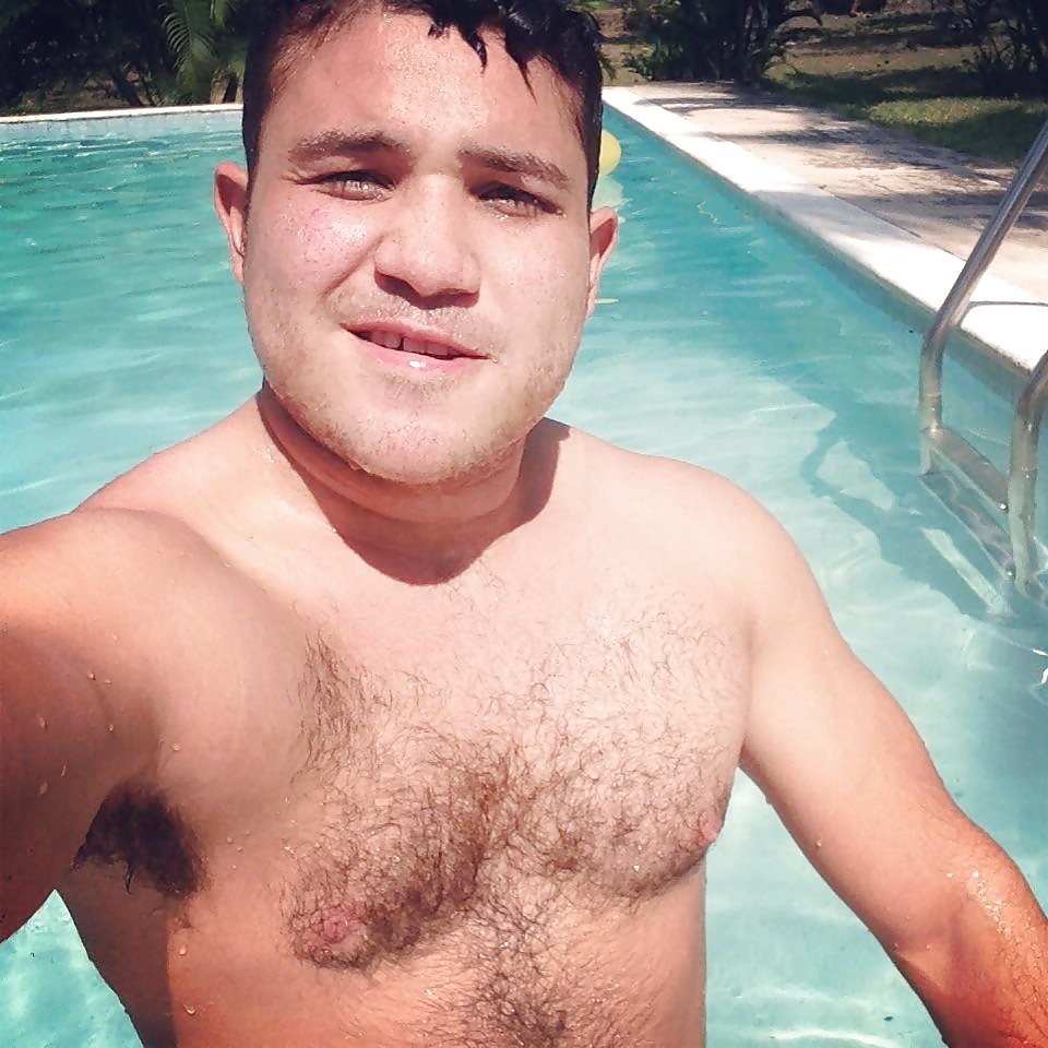 グアポ
 #32084795