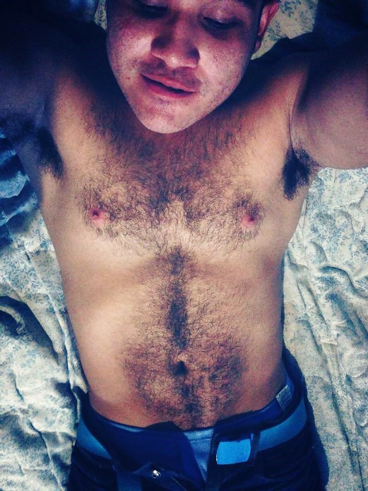 グアポ
 #32084800