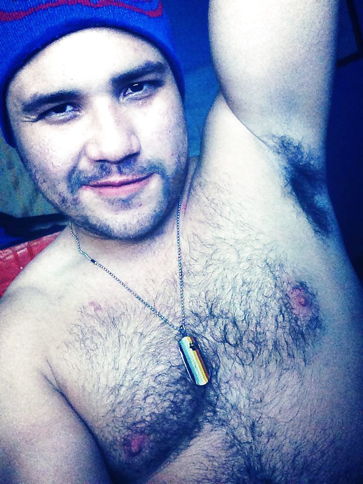 グアポ
 #32084803