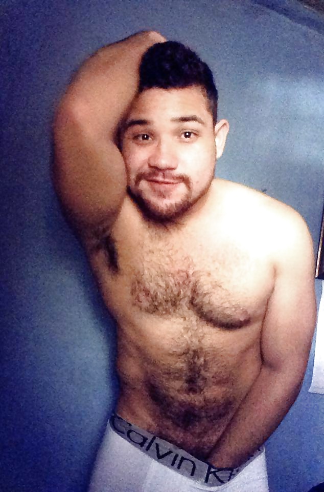 グアポ
 #32084807