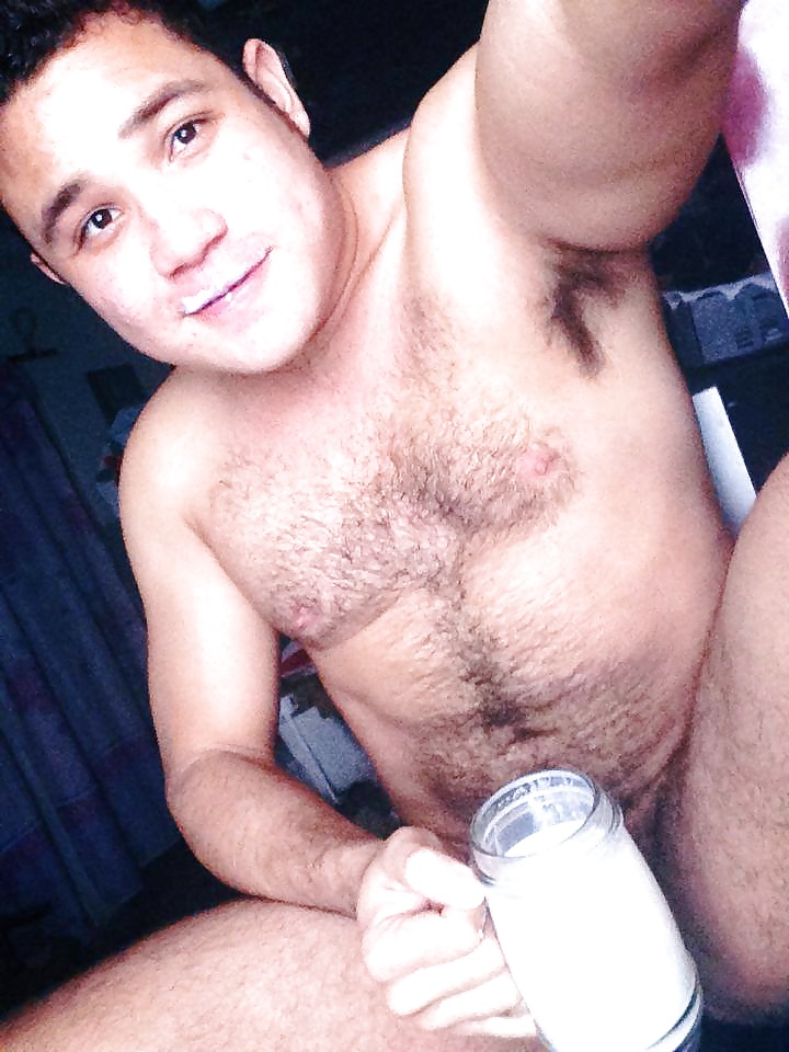 グアポ
 #32084808