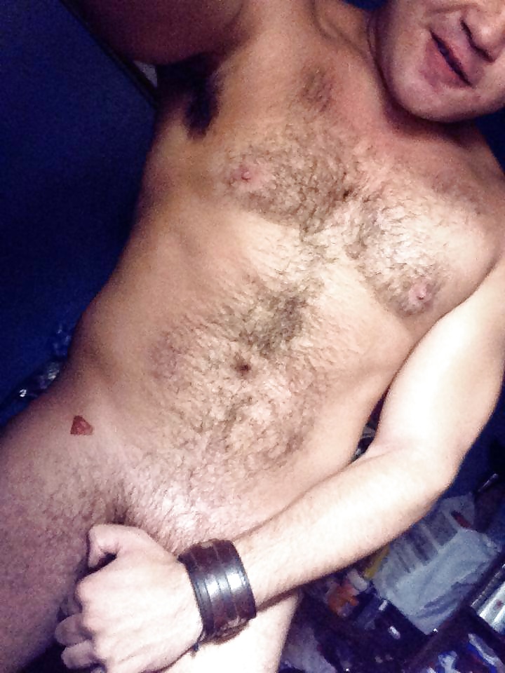 グアポ
 #32084809