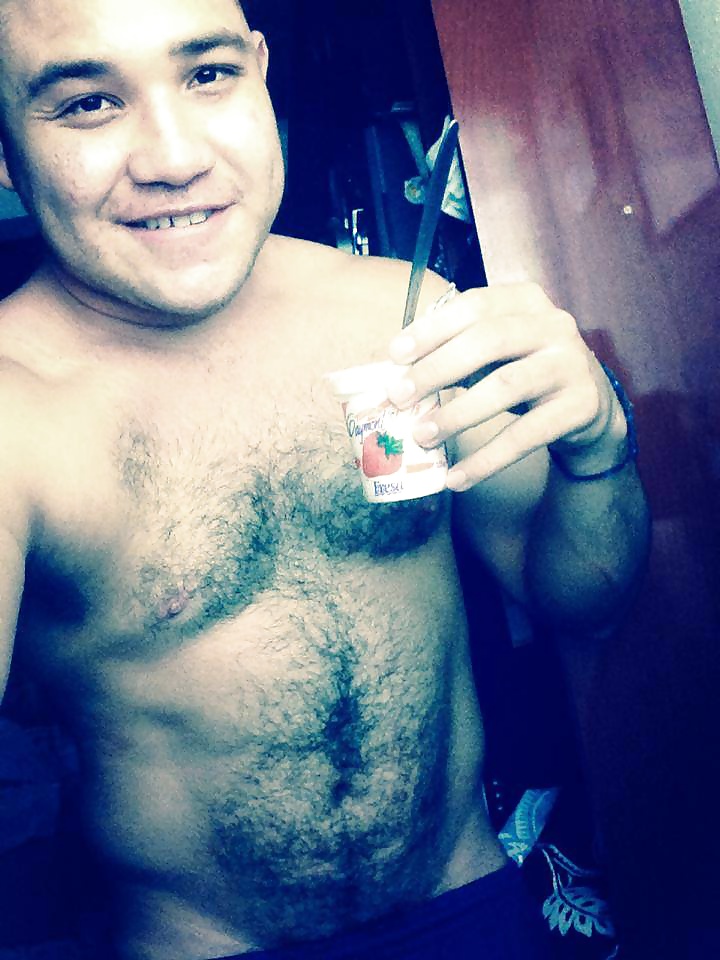 グアポ
 #32084810