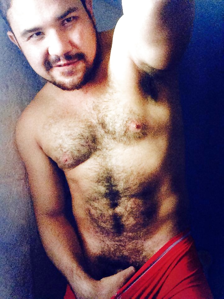 グアポ
 #32084820