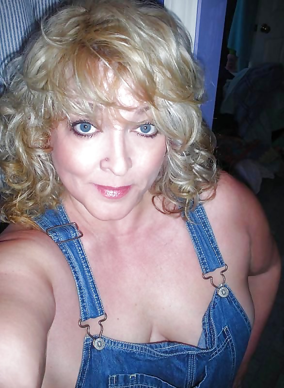 Random Wives #28694570