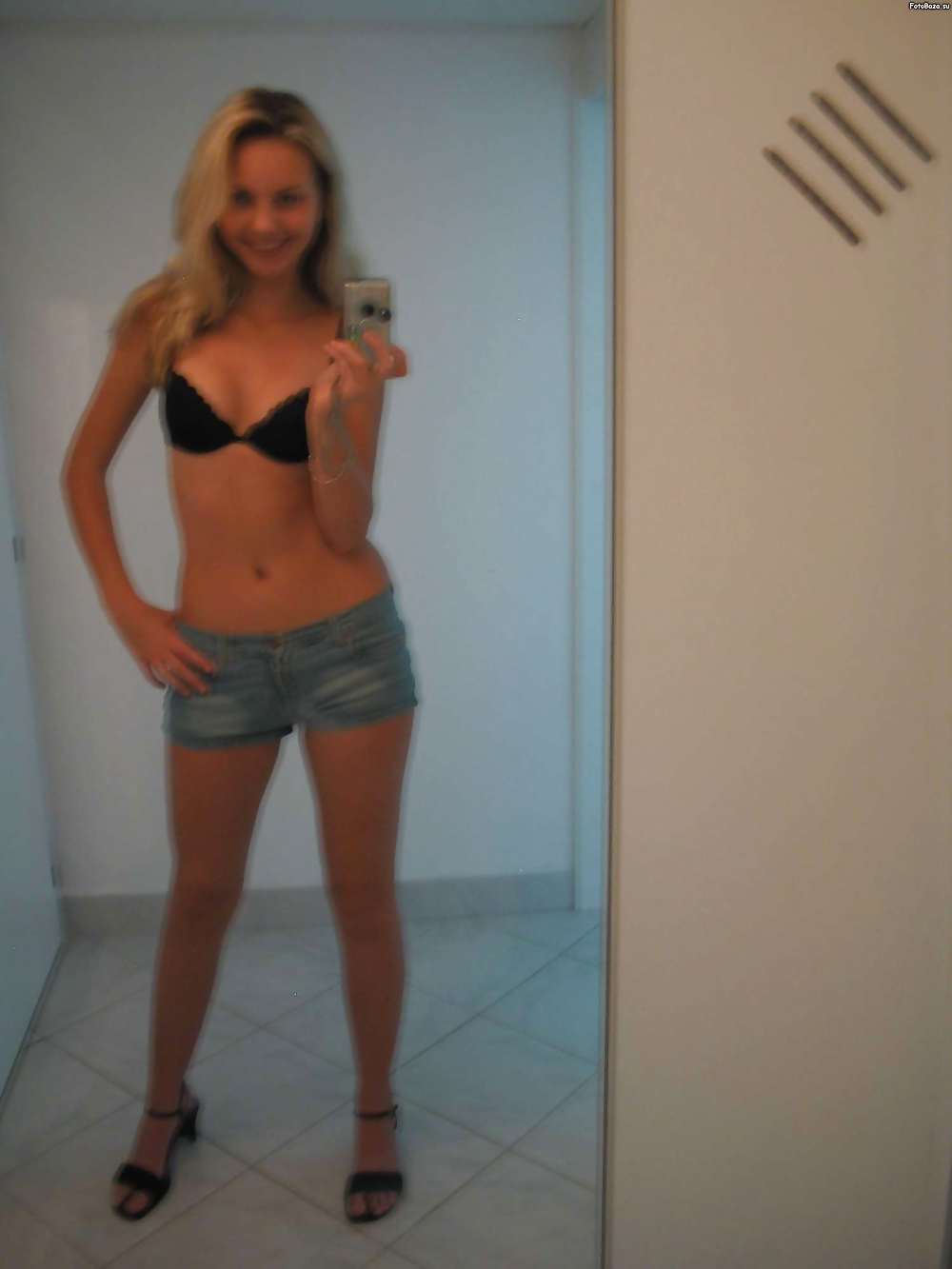 Selfshot sexy blond from russia