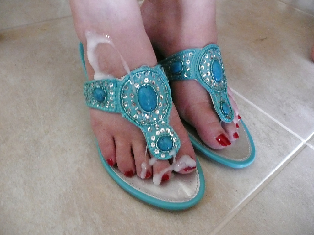 I love sandals
 #36329331