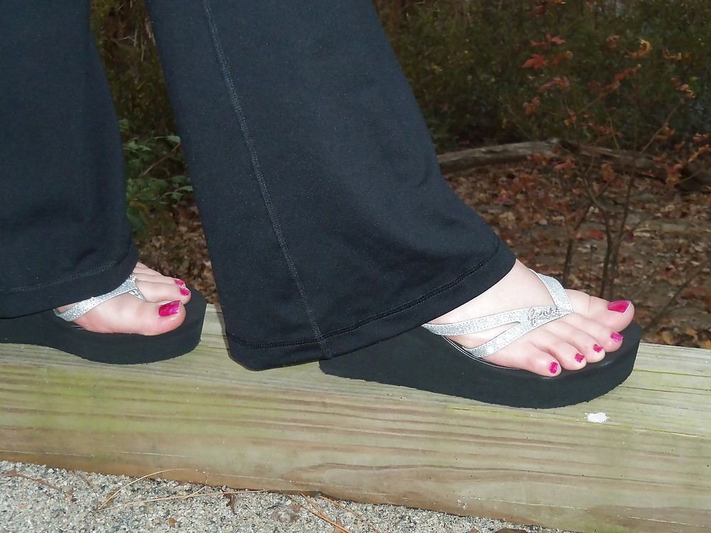 I love sandals
 #36329346