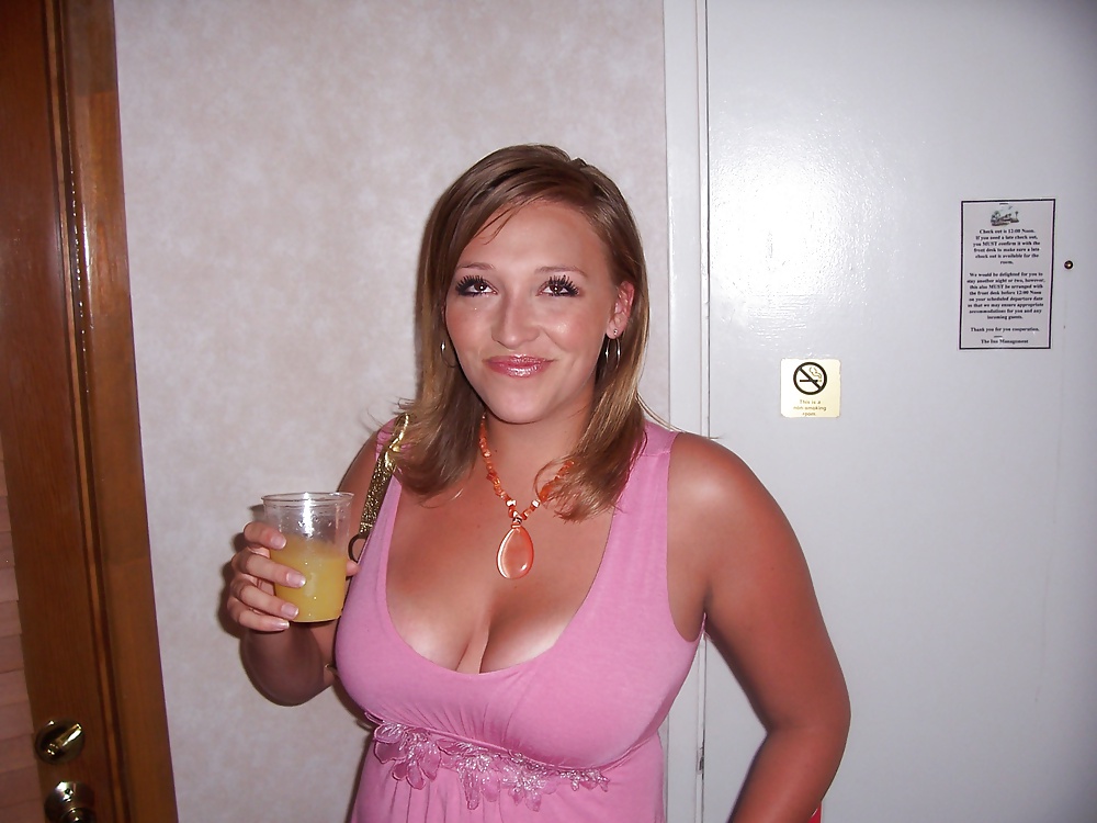 Busty MILF Mom Tits Exposed #27964489