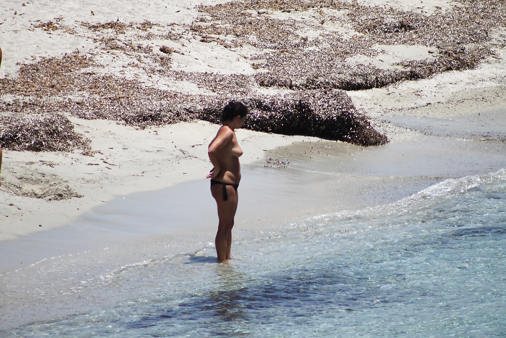 Oben-ohne-Strand In Naxos2 #28274868