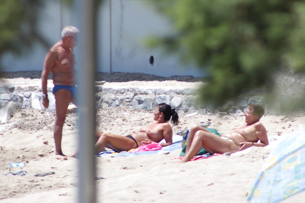 Oben-ohne-Strand In Naxos2 #28274939