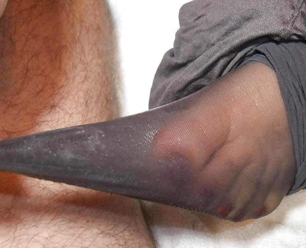 Wichsen in Nylons #24762982