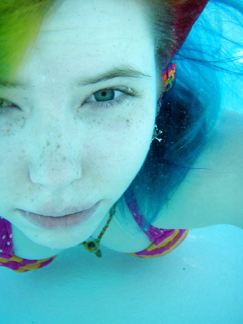 Unterwasser - Gesicht Underwater3 #39114163