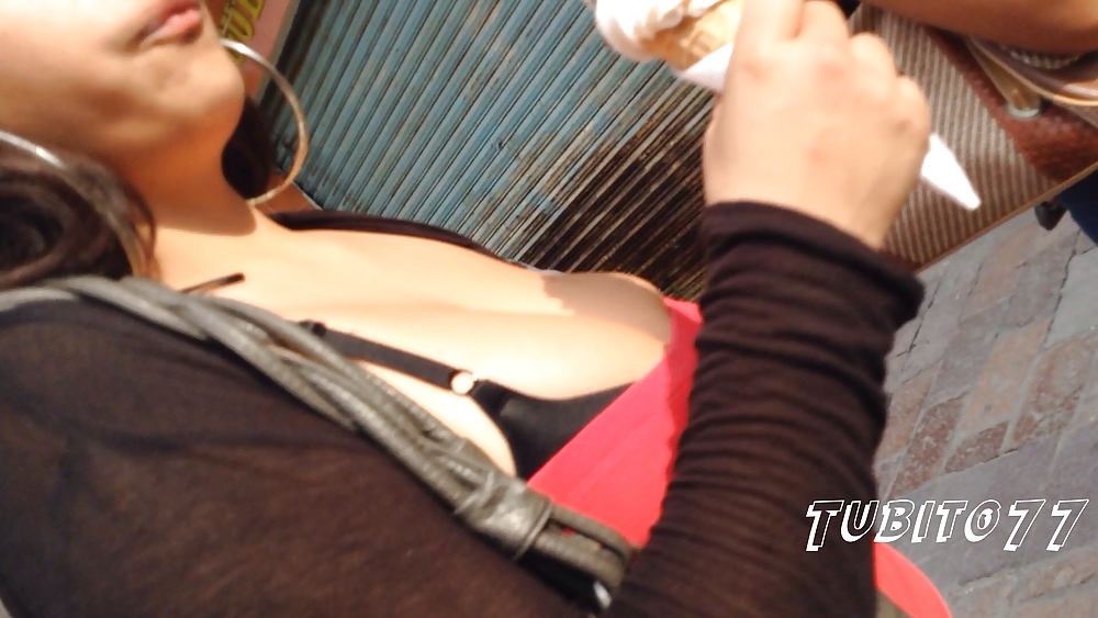 Exelente escote
 #32199962