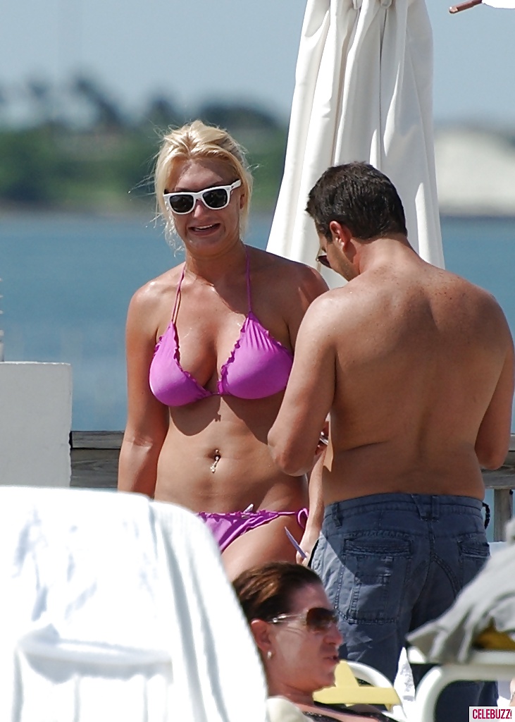 Cásate con ellos
 #28871745