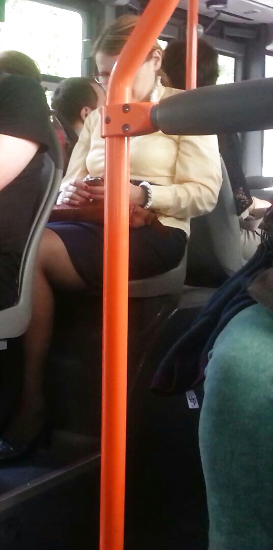 Spion Alt + Jung In Bus Rumänisch #34239652