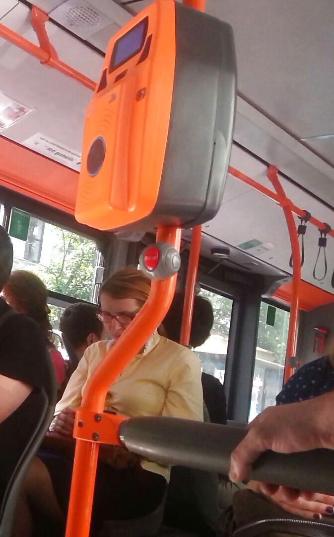 Spion Alt + Jung In Bus Rumänisch #34239655