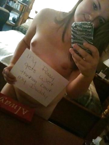 Schlampen Mit Zeichen Und Körper Schreiben #30735558