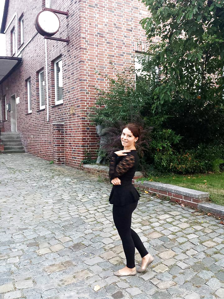 ナカバヤシの写真をもっと見る
 #30111705