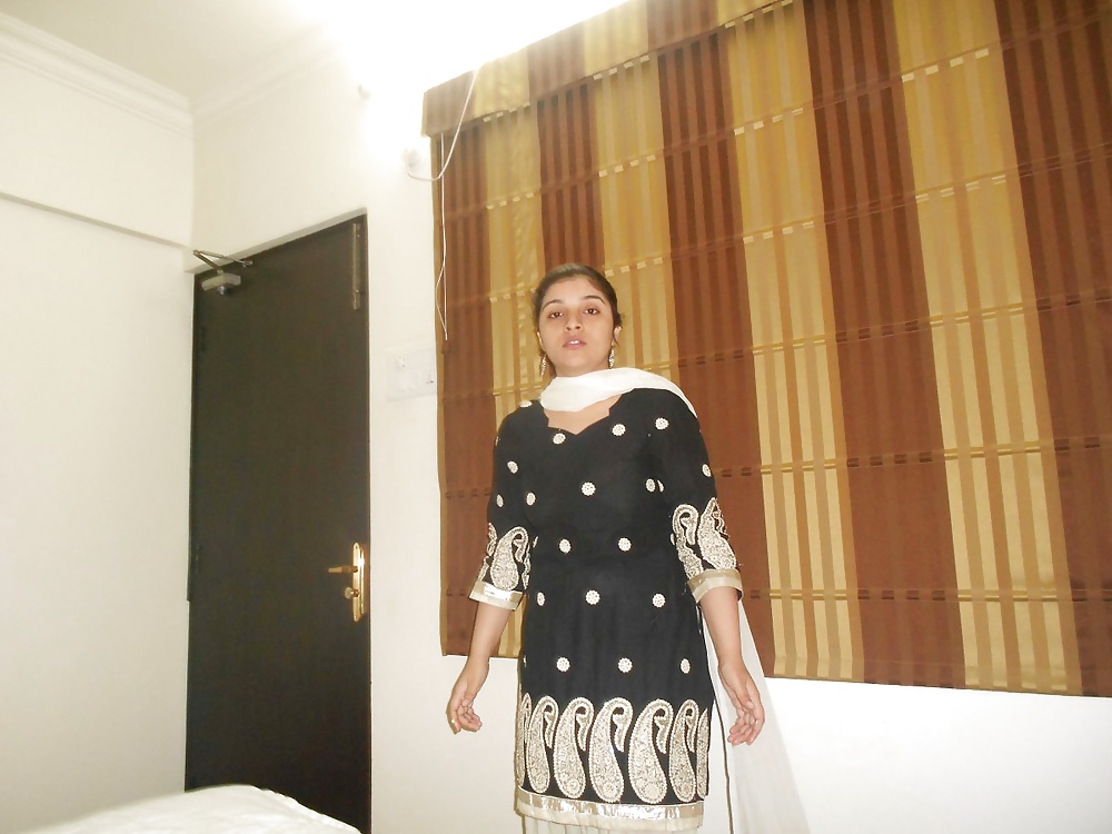 Desi Nackt Muslim Cpl Von Lucknow #31627386