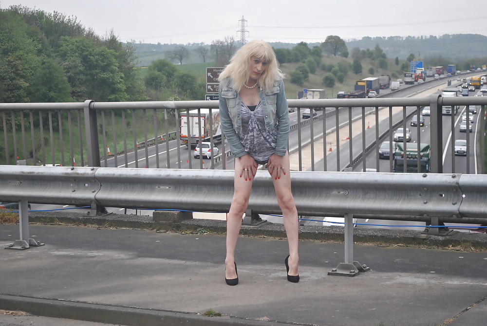 FUN ON THE BRIDGE (2) #34532646