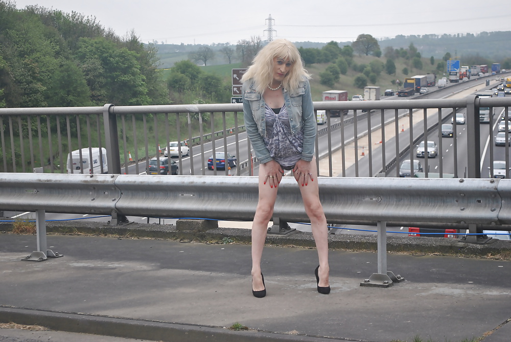 FUN ON THE BRIDGE (2) #34532649