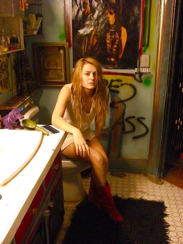 Scout Taylor-Compton #33595211