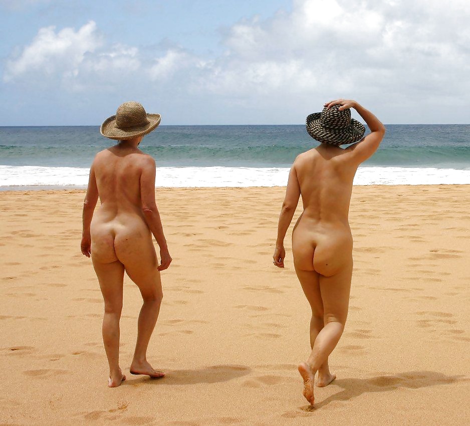 Nudisten Teil 1. #33135037