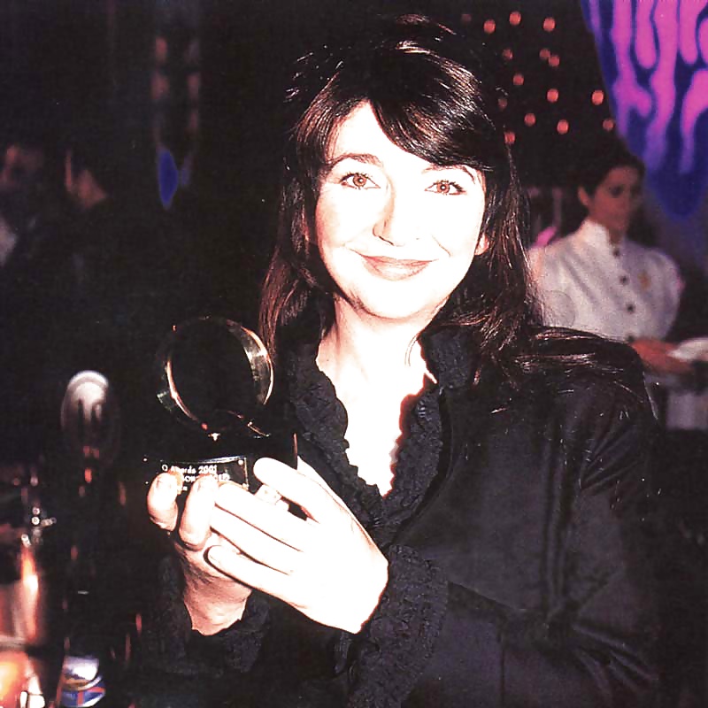 Kate bush - diosa 4.
 #25022449