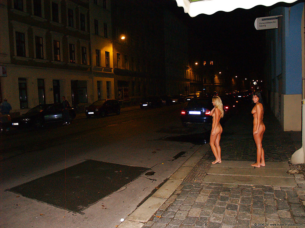 Nackt In Der Öffentlichkeit 3 ​​von Jnanudist #25582503
