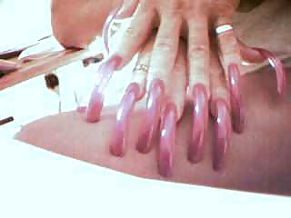 Me encantan las uñas largas! parte 2
 #39006674