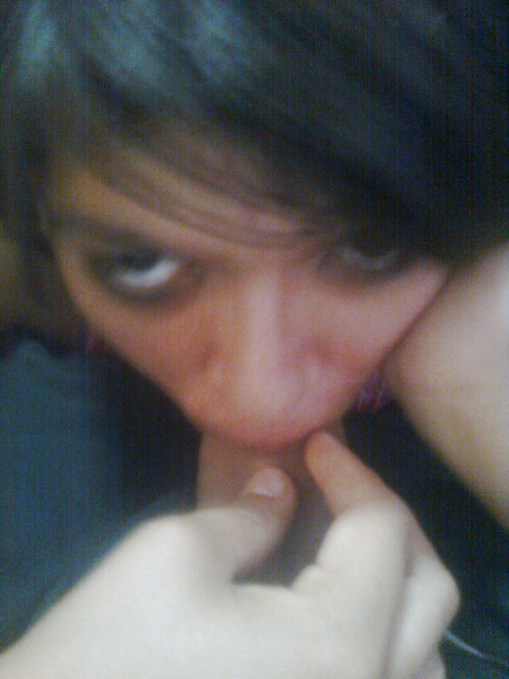 Hola hola
 #24019975