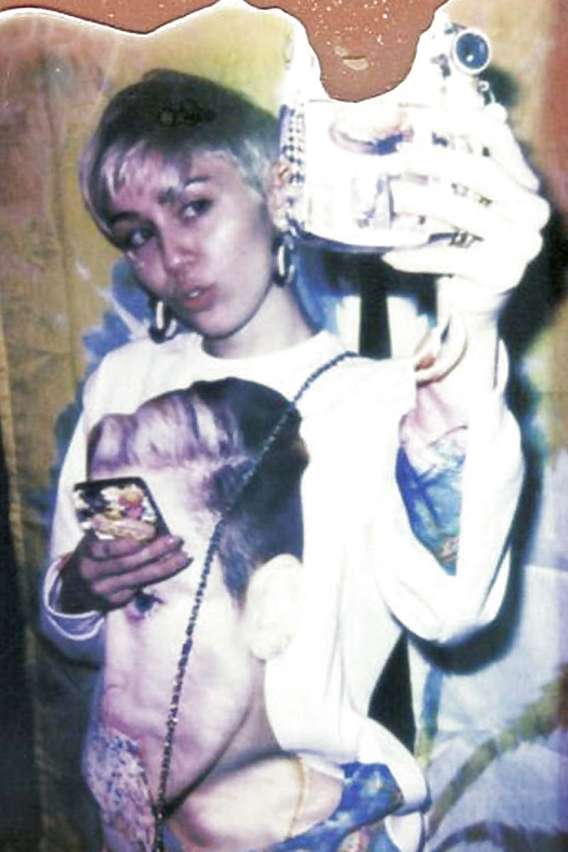 Miley cyrus bangers fotos para v mag
 #40762696
