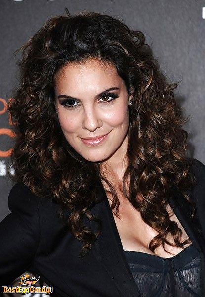 Daniela Ruah #28312026