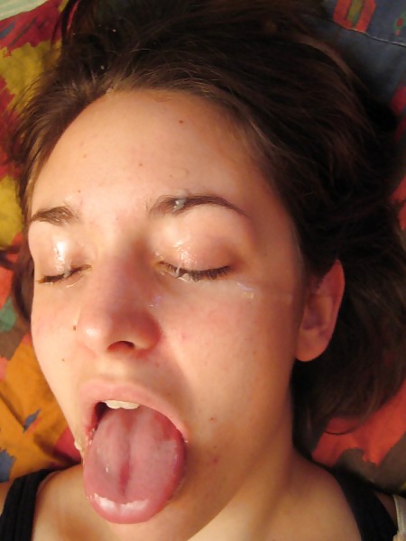 Junge Hure Blasen Und Mag Sperma #32111060
