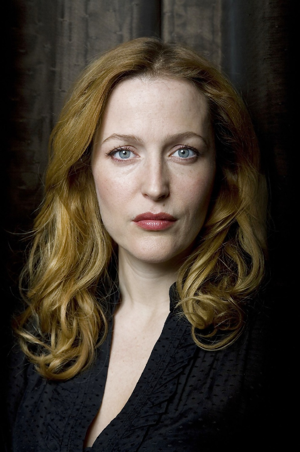 Gillian Anderson #32323423