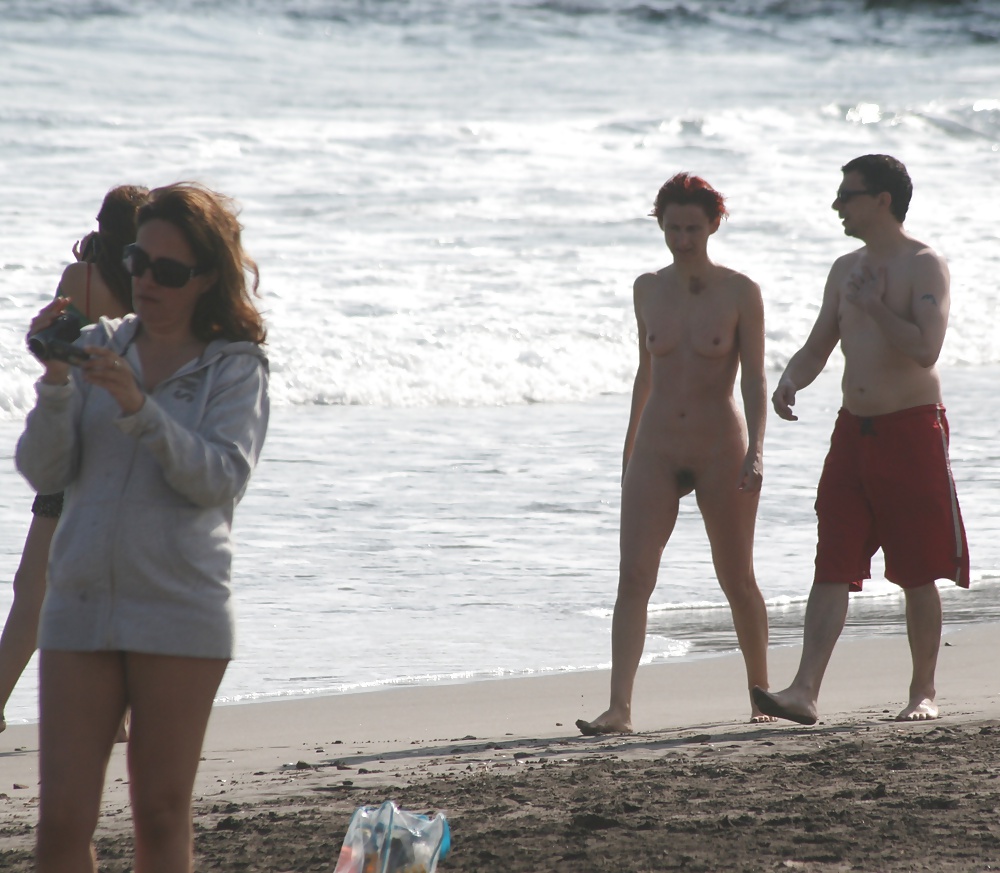 Pré-fils Nus à La Plage ... CMNF #31538055