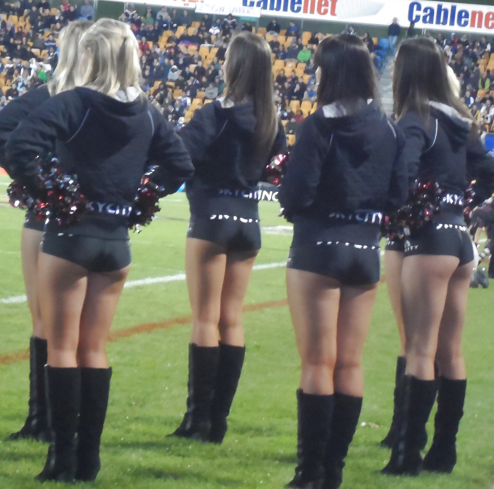 Sexy Cheerleaders #37746785
