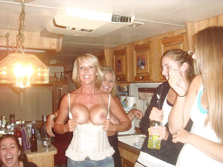 Milfs Amateur 13. #24548538